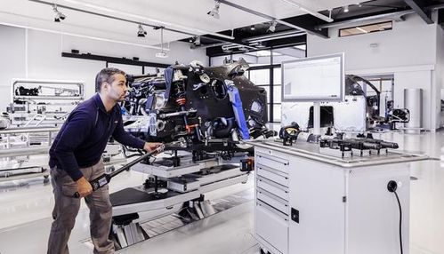 極致的藝術(shù) 年產(chǎn)僅70輛，人均產(chǎn)值1億的微型汽車工廠